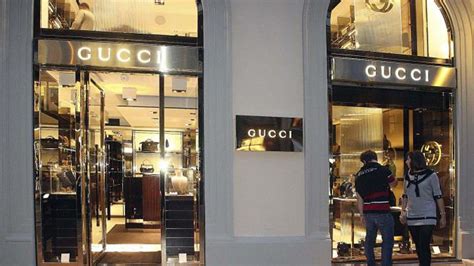 negozi scarpe gucci brescia|Rivenditori Gucci a Brescia .